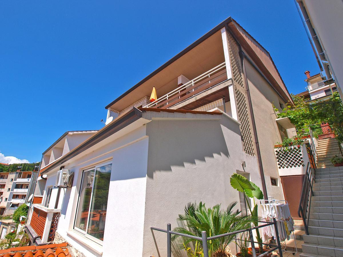 Apartments And Room Rabac 155 外观 照片