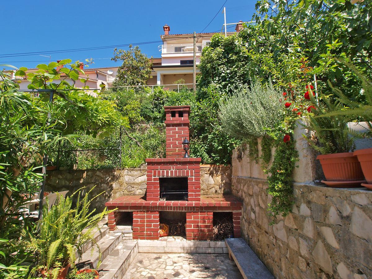 Apartments And Room Rabac 155 外观 照片